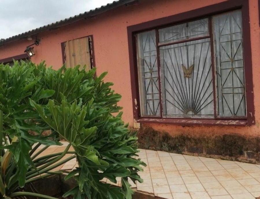 2 Bedroom Property for Sale in Ikageng North West